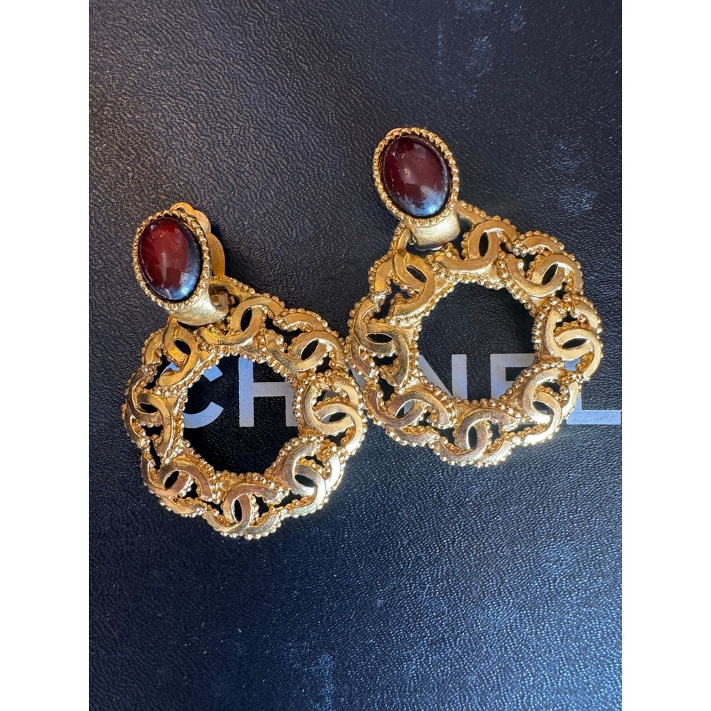 Chanel Vintage 96A Gripoix CC Logo Clip-On Drop Earrings Gold Plated Red 96A CoA